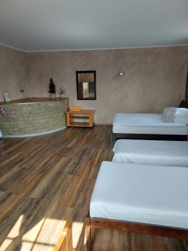 z6774242062269_049abb46df86bed28ad880c15a927ce1