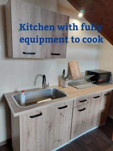 z6774263847940_b1be88cb557d1f92ac150ab891d4b3a3